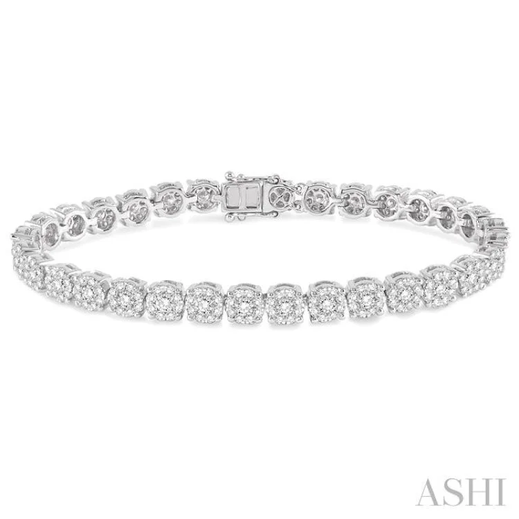 Personalized Crystal Bracelets-5 Ctw Round Cut Diamond Lovebright Bracelet in 14K White Gold