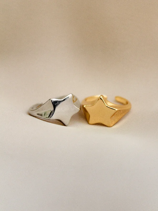 Star Signet Ring